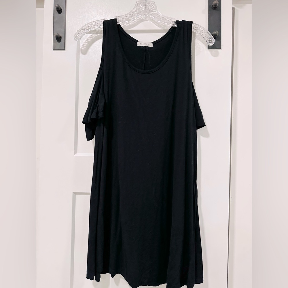 Black Reborn J cold shoulder top.